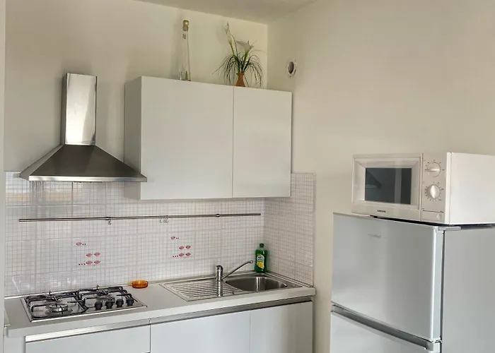 Grazioso N 71 A 100mt Dal Mare A